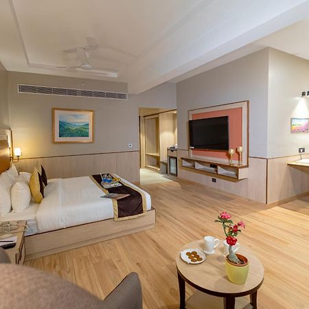 The Lalita Grand Mathura- Vrindavan Exteriér fotografie