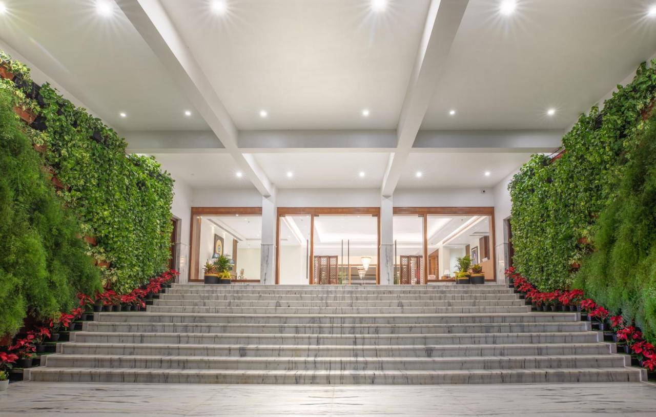 The Lalita Grand Mathura- Vrindavan Exteriér fotografie