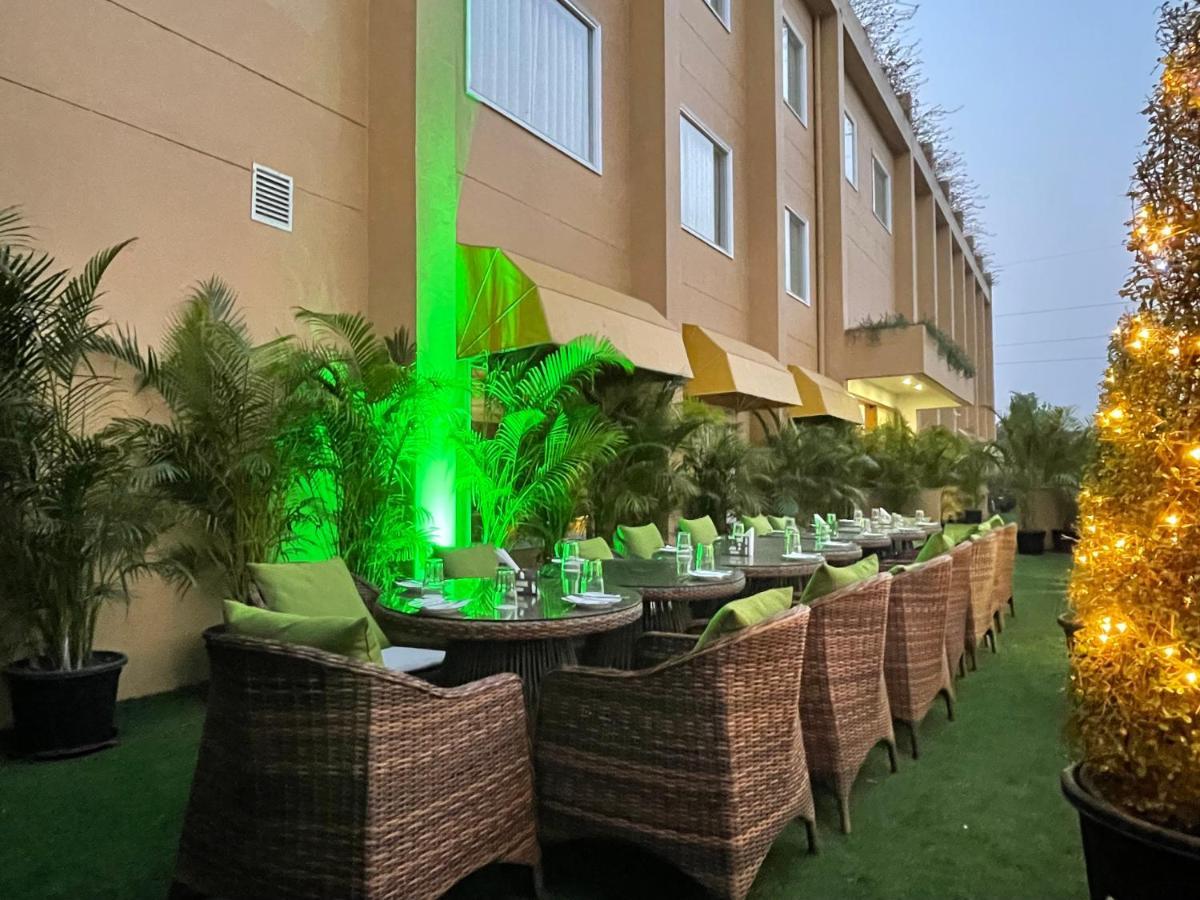 The Lalita Grand Mathura- Vrindavan Exteriér fotografie