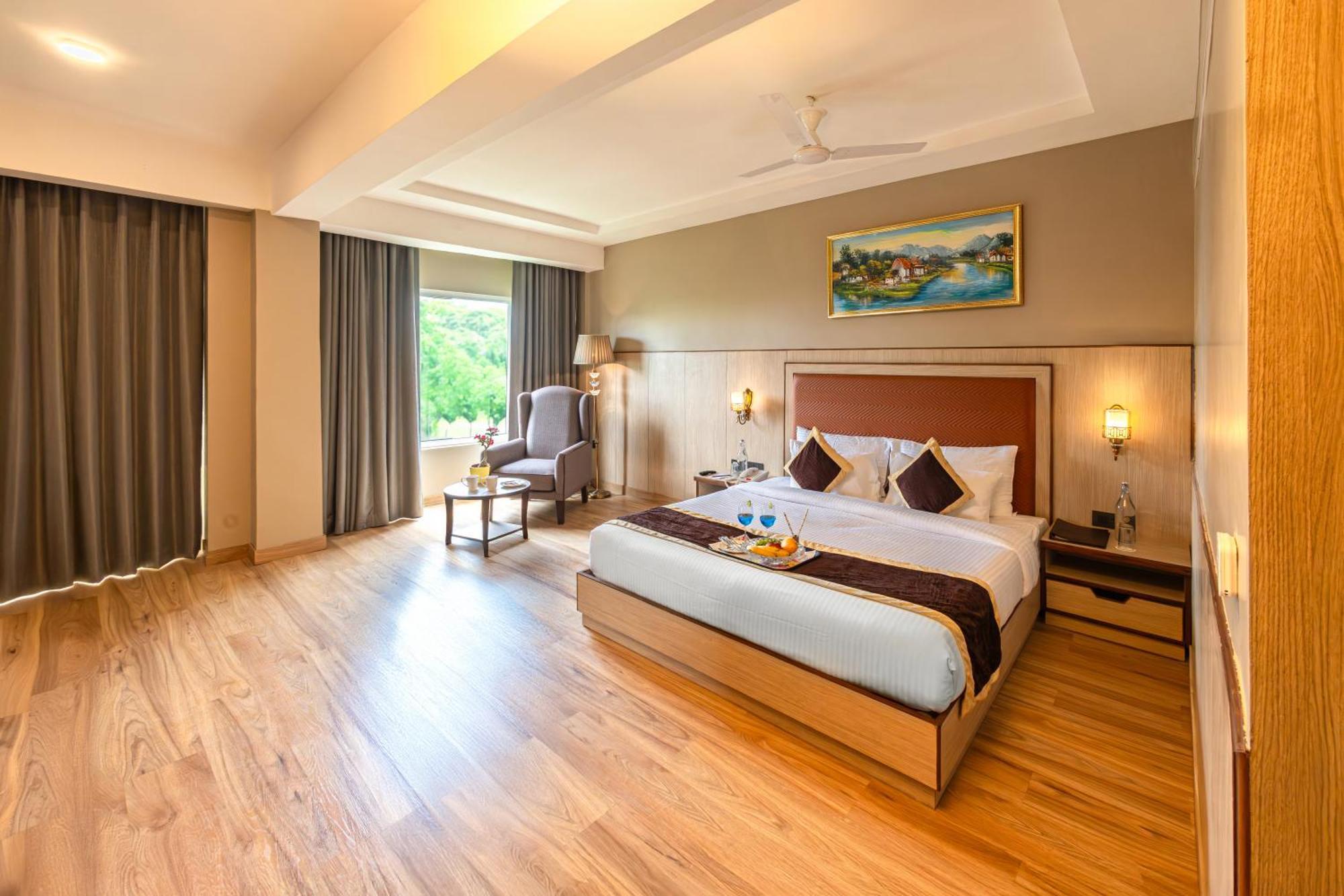 The Lalita Grand Mathura- Vrindavan Exteriér fotografie