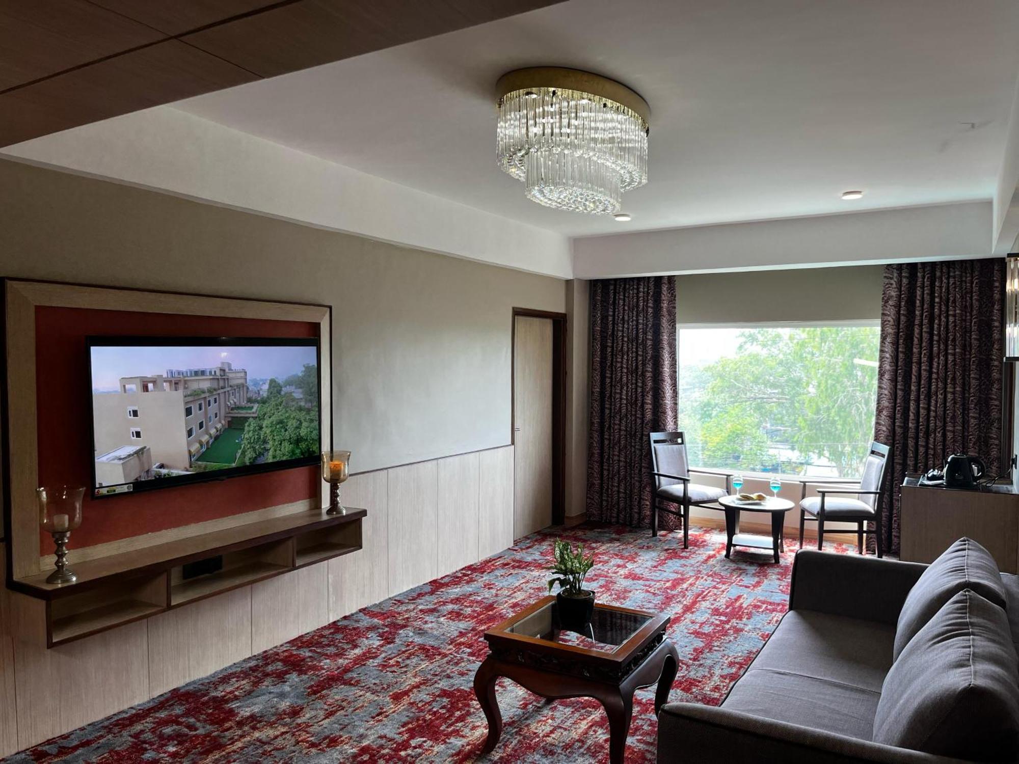 The Lalita Grand Mathura- Vrindavan Exteriér fotografie